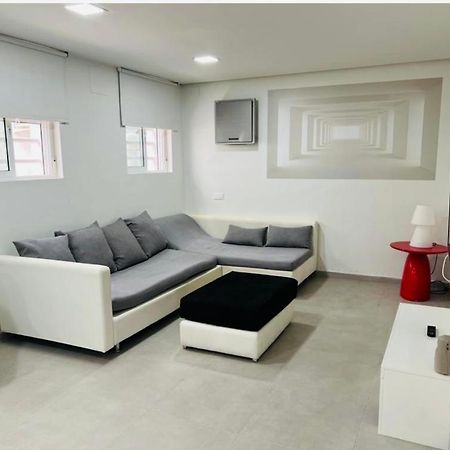 Incredible Luxury Location In Puerto Banus Beach For Families Marbella Exterior foto