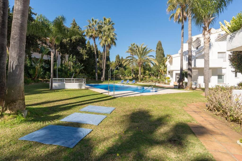 Incredible Luxury Location In Puerto Banus Beach For Families Marbella Exterior foto