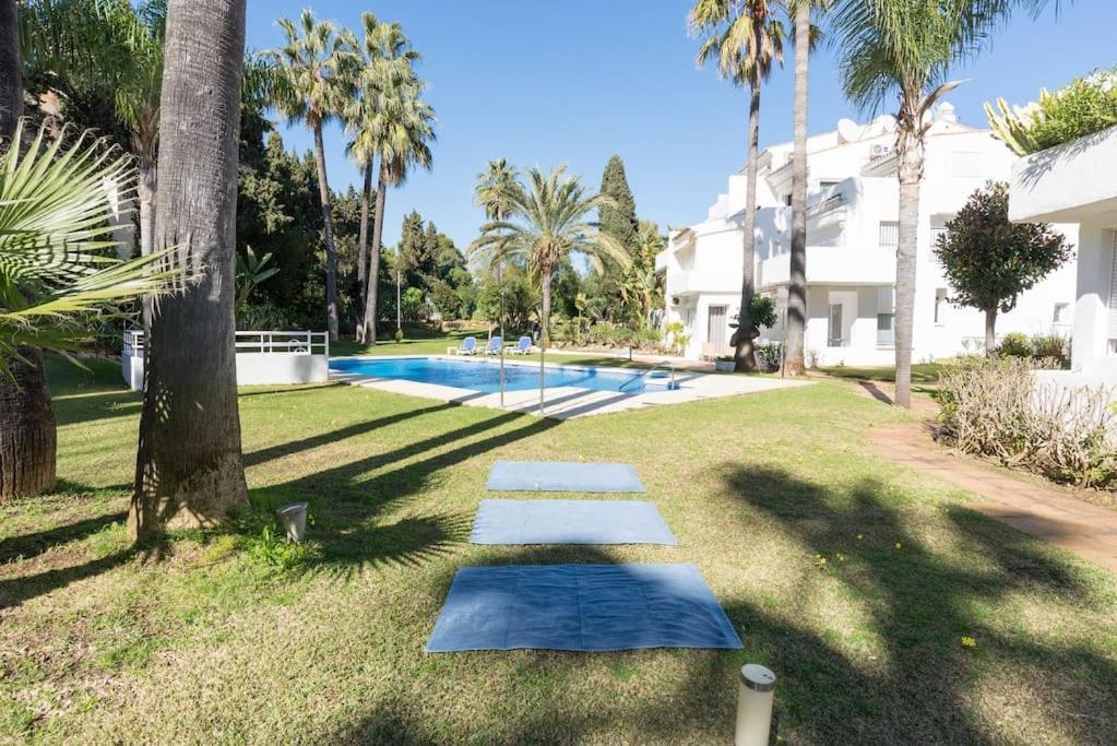 Incredible Luxury Location In Puerto Banus Beach For Families Marbella Exterior foto