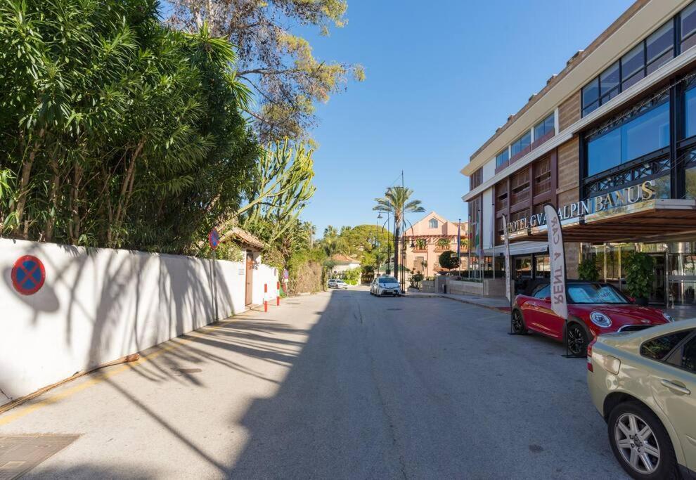 Incredible Luxury Location In Puerto Banus Beach For Families Marbella Exterior foto